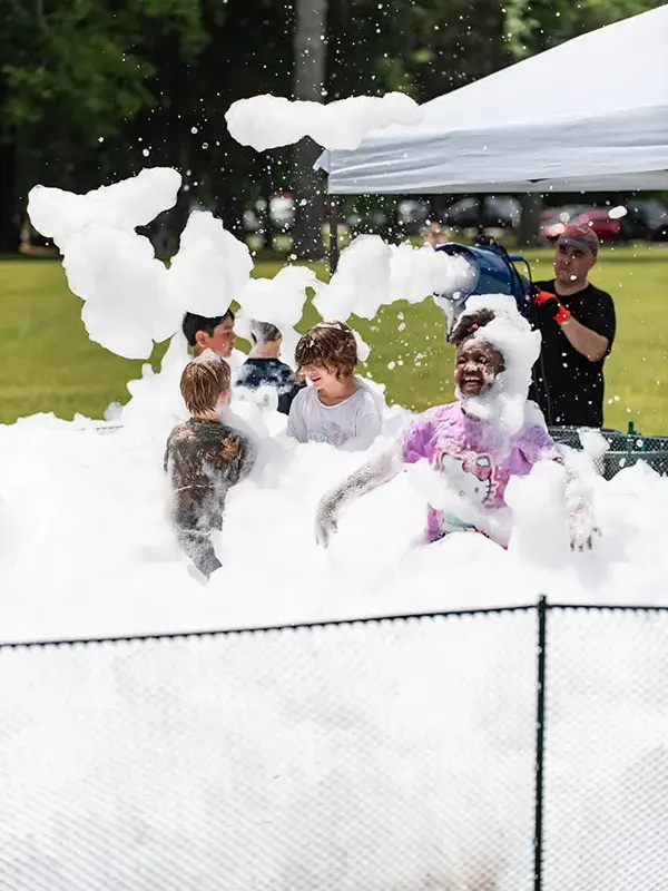 Music, Vendors and Family Fun Highlight 31st Annual Creek Bank Festival | There were dozens and dozens of vendors at the event where festival